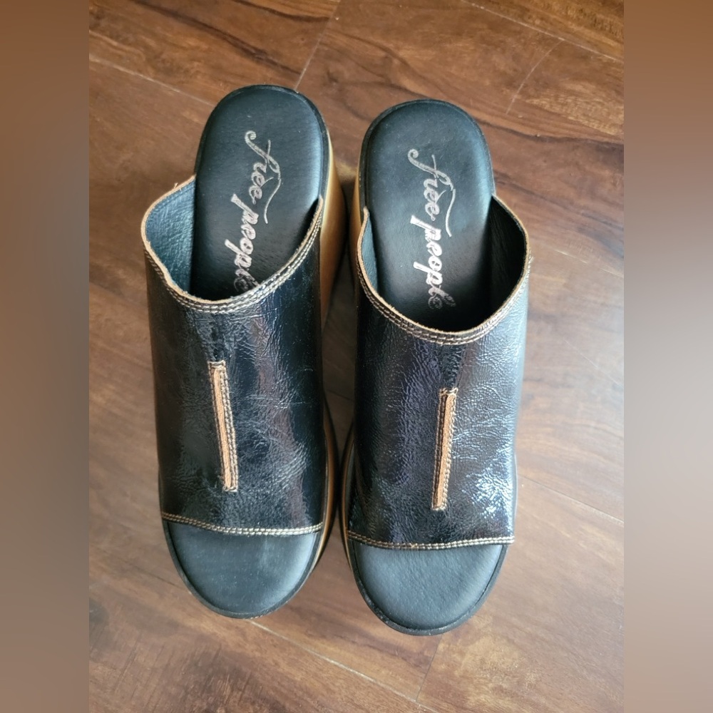 Free People Gabriela Clogs